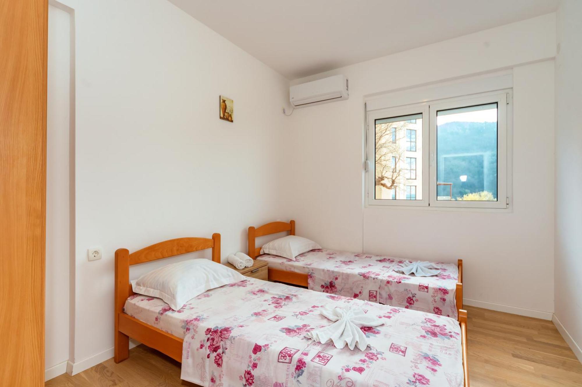 Apartments Bel&Rus Hestia Budva Bagian luar foto