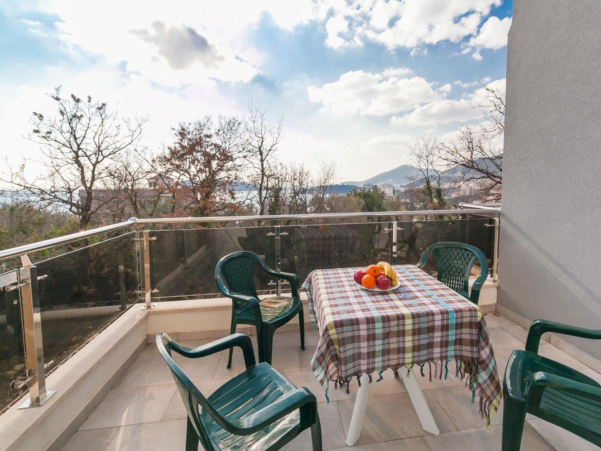 Apartments Bel&Rus Hestia Budva Bagian luar foto