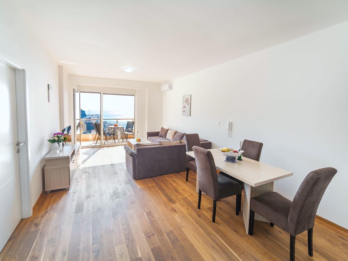Apartments Bel&Rus Hestia Budva Bagian luar foto