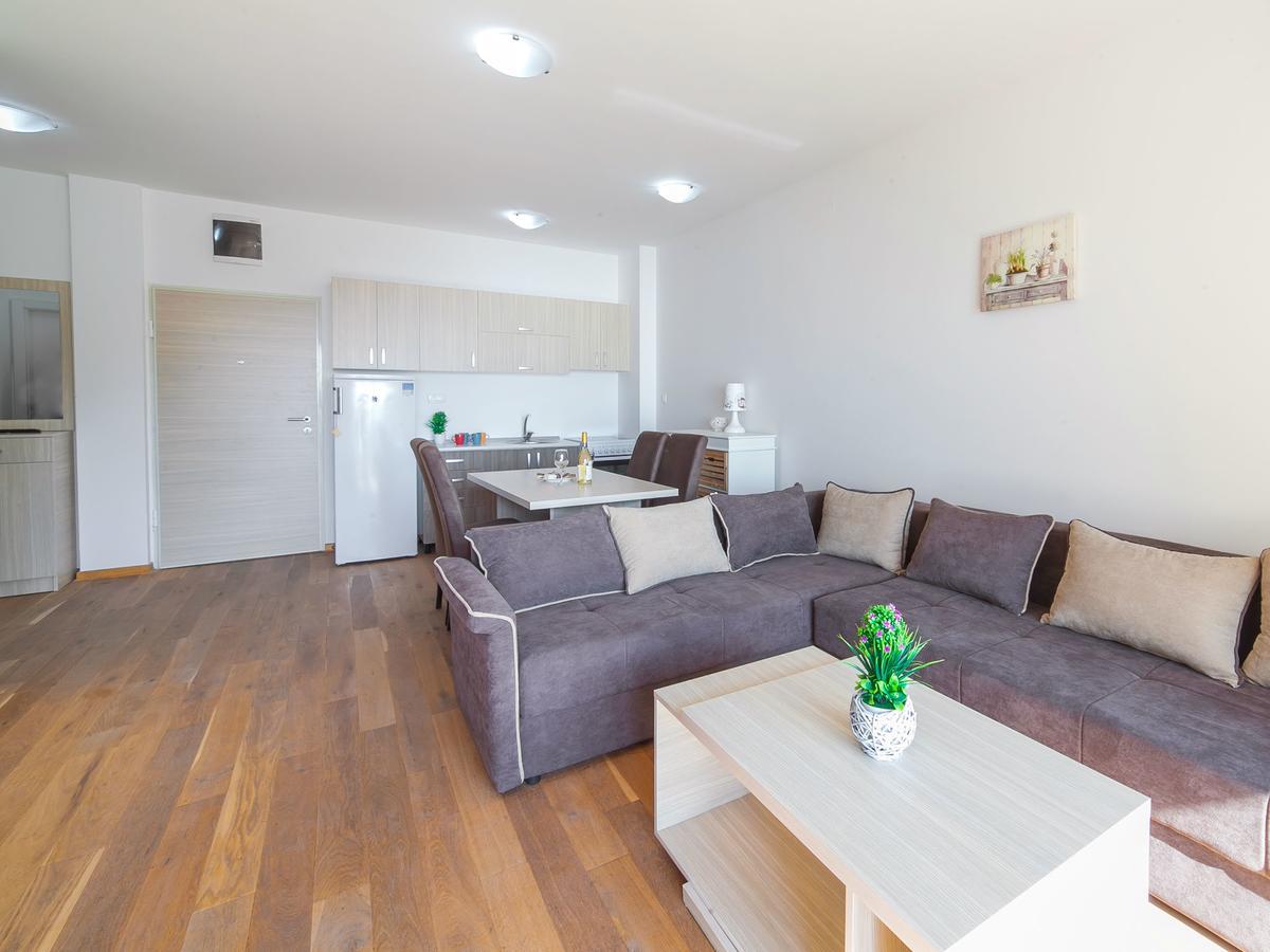 Apartments Bel&Rus Hestia Budva Bagian luar foto