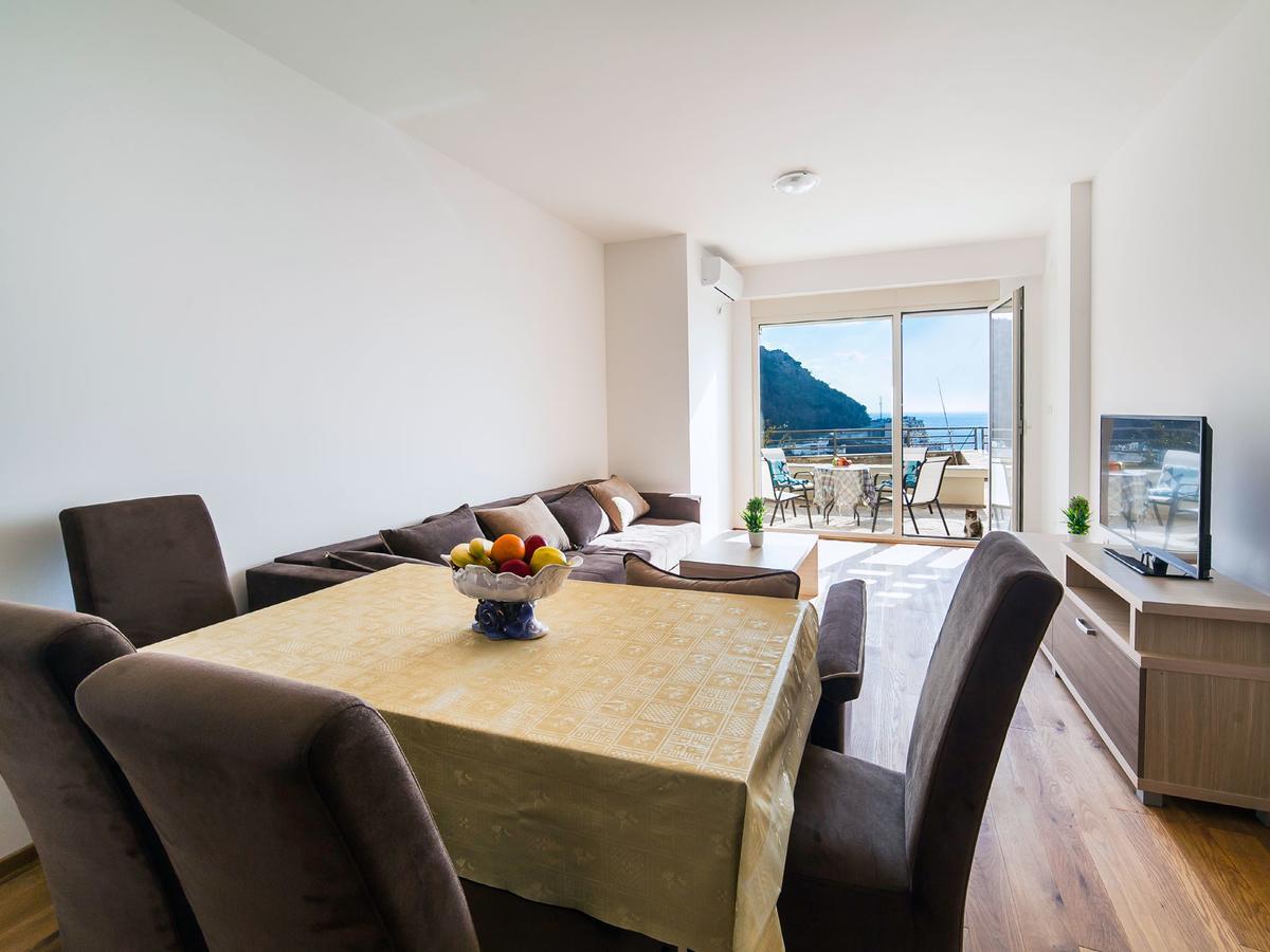 Apartments Bel&Rus Hestia Budva Bagian luar foto
