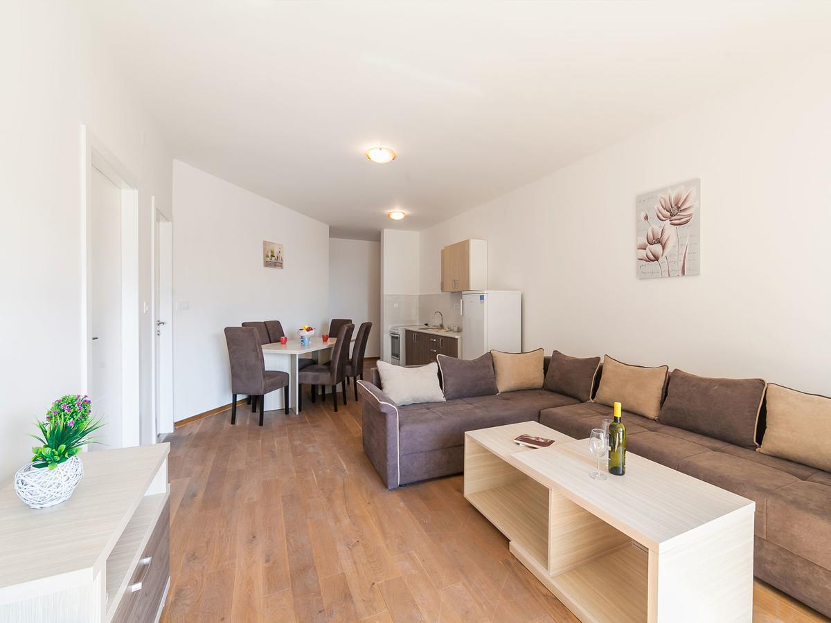 Apartments Bel&Rus Hestia Budva Bagian luar foto
